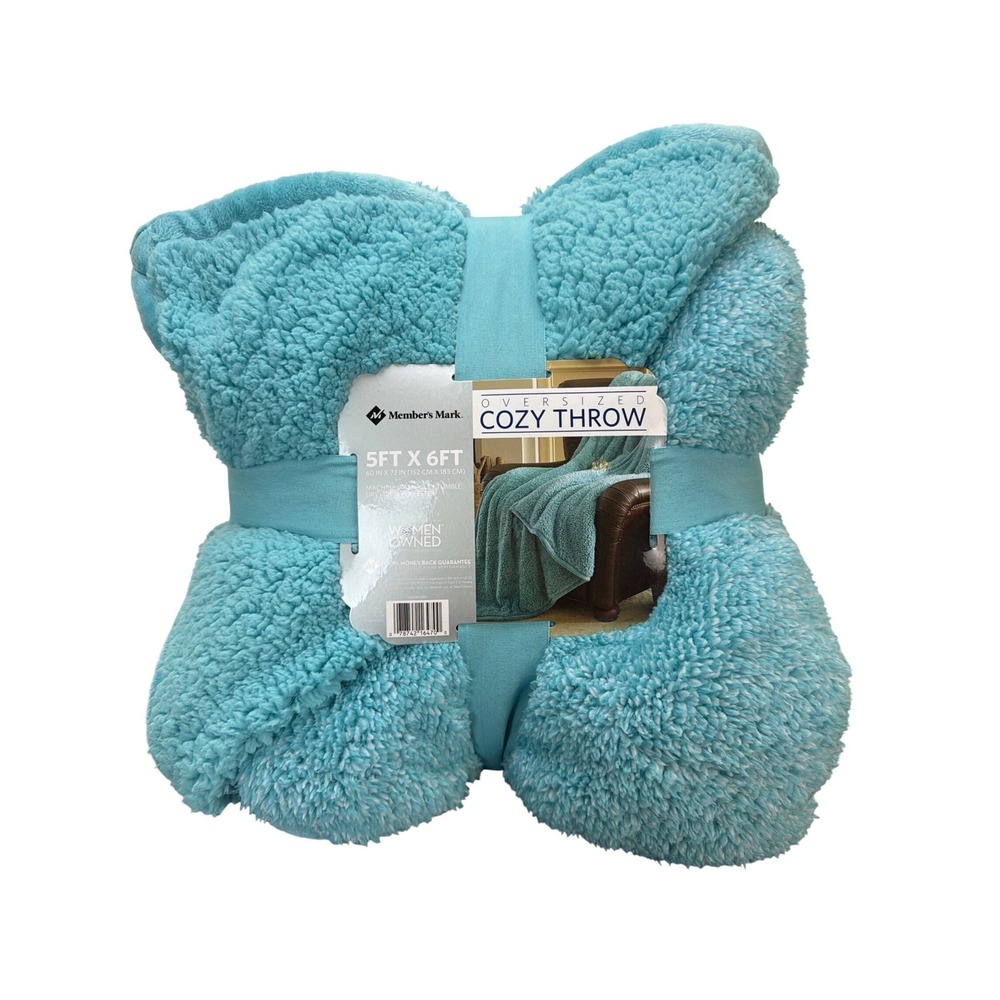 Member's Mark Aqua Blue Oversized Cozy Throw Soft Fluffy 5'X6' New